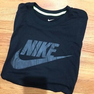 👟NIKE DRI-FIT Tee